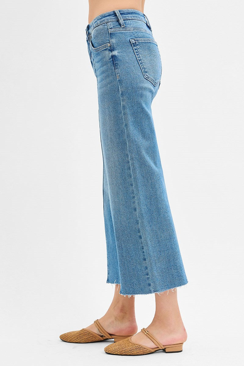 MID RISE CROP WIDE FRONT SLIT JEANS