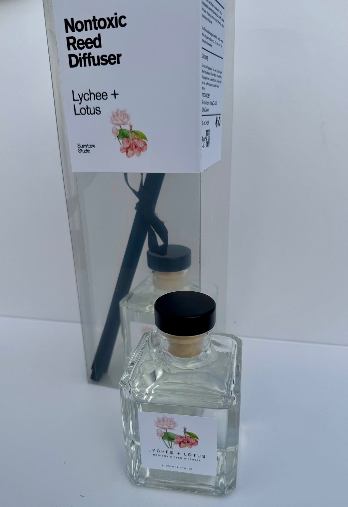 Nontoxic Reed Diffuser • Lychee + Lotus