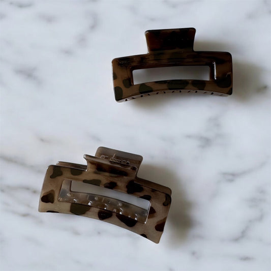 Leopard claw clip
